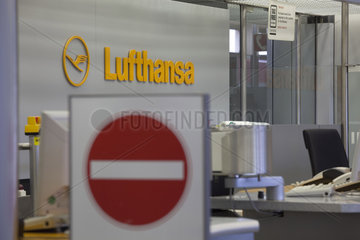 Schalter der Lufthansa