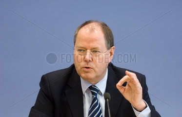 Bundesfinanzminister Peer Steinbrueck  Berlin