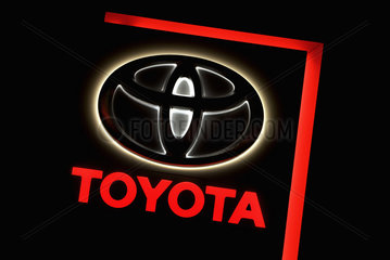 Berlin  Deutschland  Logo von Toyota