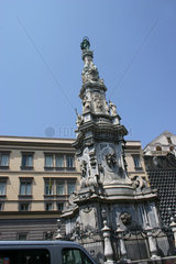 Neapel  Piazza del Gesù Nuovo