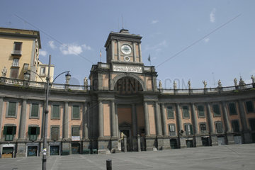Neapel  Piazza Dante