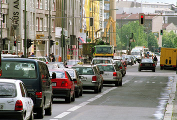 Strassenverkehr / Stau