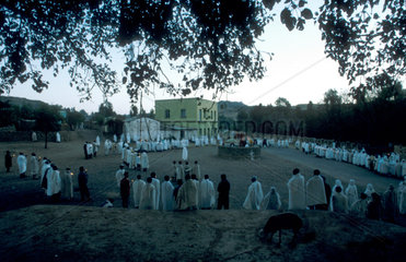 Die Prozession der heiligen Bundeslade in Aethiopien
