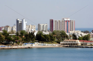 Antalya  Hotelanlagen und Hafenbereich