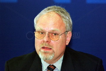 Gottfried Spelsberg-Korspeter  Vorstandsmitgl. der VEAG