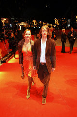 Katja Flint mit Sohn Oskar auf Berlinale 2005