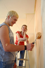 Bottrop  ein junges Paar renoviert die Wohnung