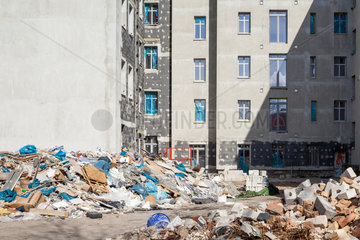 Berlin  Deutschland  Sanierung eines Altbaus in der Revaler Strasse in Berlin-Friedrichshain