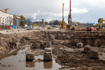 Berlin  Deutschland  Gruendungsarbeiten fuer einen Neubau im ehemaligen Osthafen in Berlin-Friedrichshain