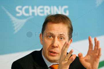 Dr. Joerg Spiekerkoetter  Schering AG Berlin