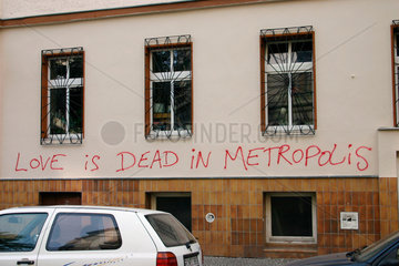 Love is Dead in Metropolis