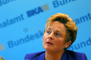 Lydia Dietzen  Expertin vom Bundeskriminalamt  Berlin