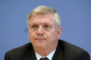 Hanns-Eberhard Schleyer  Generalsekretaer ZDH  Berlin