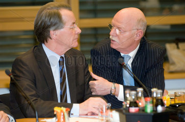 Franz Muentefering und Peter Struck  beide SPD  Berlin