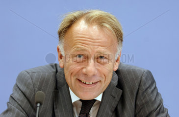 Bundesumweltminister Juergen Trittin (Buendnis 90/Die Gruenen)  Berlin