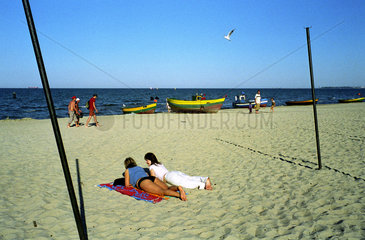 Strandszene in Sopot in der Danziger Bucht  Polen