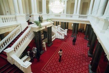 Das Foyer im bulgarischen Parlament