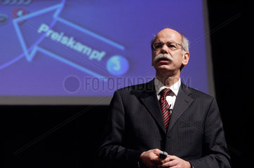 Dr. Dieter Zetschke  Preiskampf bei DaimlerChrysler AG