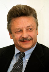 Dr. Wolfgang Hackel