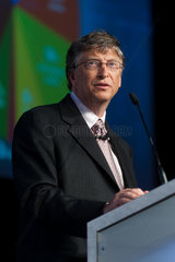 Berlin  Deutschland  Bill Gates waehrend eines Vortrages
