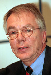 Gerd Tenzer  Vorstandsmitglied der Deutschen Telekom AG