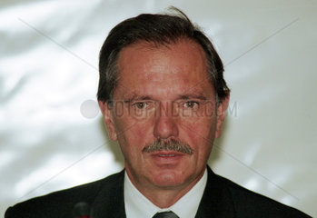 Prof. Dr. D. Winje  Vorstandsvorsitzender der BEWAG AG