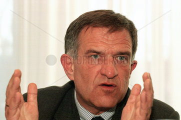 Kurt-Dieter Grill (CDU)  MdB  Portrait
