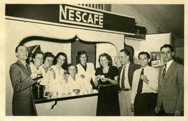 Nescafé  Messestand  1954