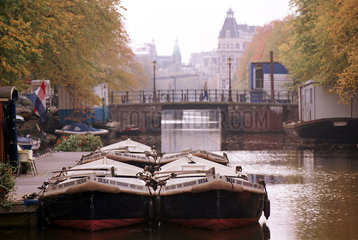 Amsterdam  Niederlande  stimmungsvolle Grachten