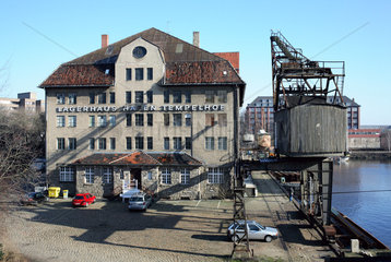 Berlin  denkmalgeschuetztes Lagerhaus des Tempelhofer Hafens