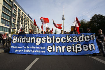 Demonstration gegen den Sozialabbau in Berlin
