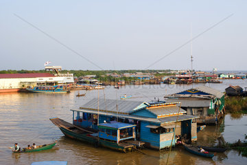 Chong Kneas  Kambodscha  Hausboote im schwimmenden Dorf Chong Kneas
