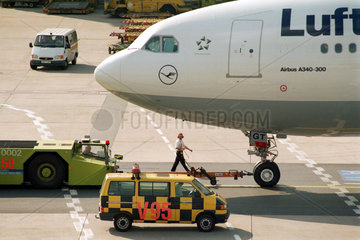 Airbus der Lufthansa auf dem Flughafen Frankfurt/Main