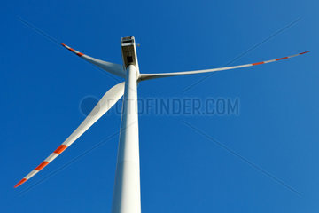 Karcino  Polen  Windrad im Windpark der WKN AG