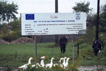 Bauschild eines EU-Sapard-Projekts in Cerchezu  Rumaenien