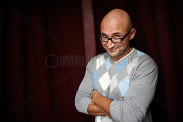 Berlin  Deutschland  Comedian Murat Topal im Portrait