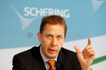 Dr. Joerg Spiekerkoetter  Schering AG Berlin