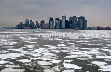 Die Skyline von New York im Winter