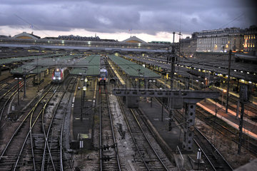 FRANCE - PARIS - GARE DU NORD TRAIN STATION