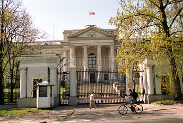 Die russische Botschaft in Warschau