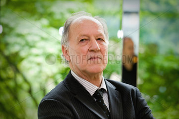 Berlin  Deutschland  der Filmregisseur Werner Herzog im Portrait