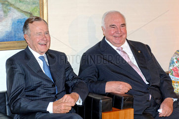 Washington D.C.  George H. W. Bush und Helmut Kohl