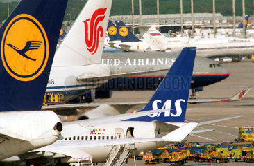 Flugzeuge auf dem Flughafen Frankfurt/Main