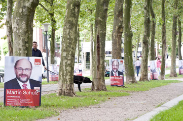 Wahlplakate der SPD zu einer Veranstaltung mit Martin Schulz