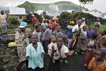 Goma  Demokratische Republik Kongo  Kinder in einem IDP Fluechtlingslager