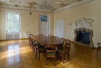Kreisau  Polen  historisches Konferenzzimmer im Schloss auf dem Gutshof Kreisau
