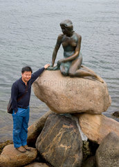 Kopenhagen  Daenemark  Denkmal der kleinen Meerjungfrau
