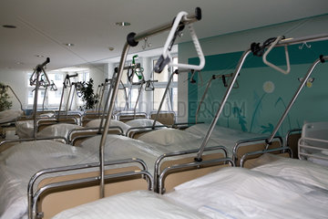 Grevenbroich  Deutschland  Abstellraum fuer Krankenhausbetten