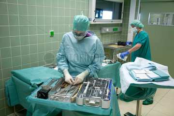 Essen  Deutschland  Krankenhaus  Vorbereitung einer Operation