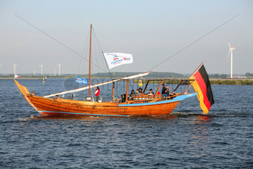 Rostock  Deutschland  Hanse Sail  Boot auf der Warnow